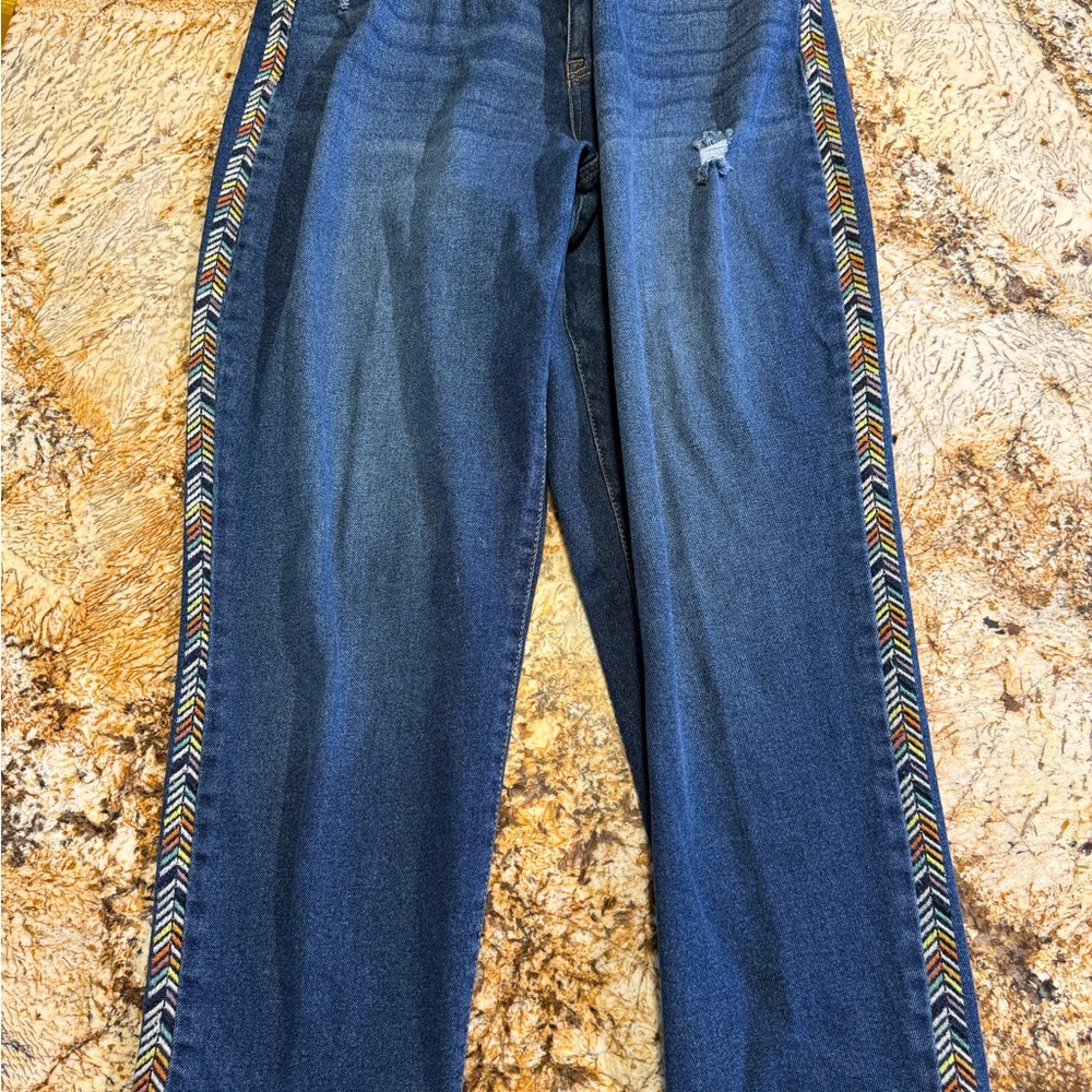 J28 Knox Rose Denim with Embroidered Accents